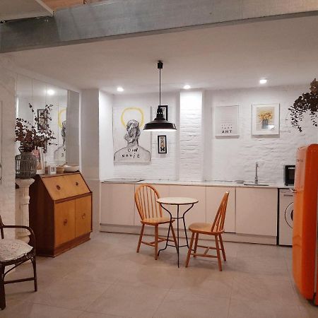 Downtown Loft In A 16Th Century Convent Apartment เซบีญา ภายนอก รูปภาพ