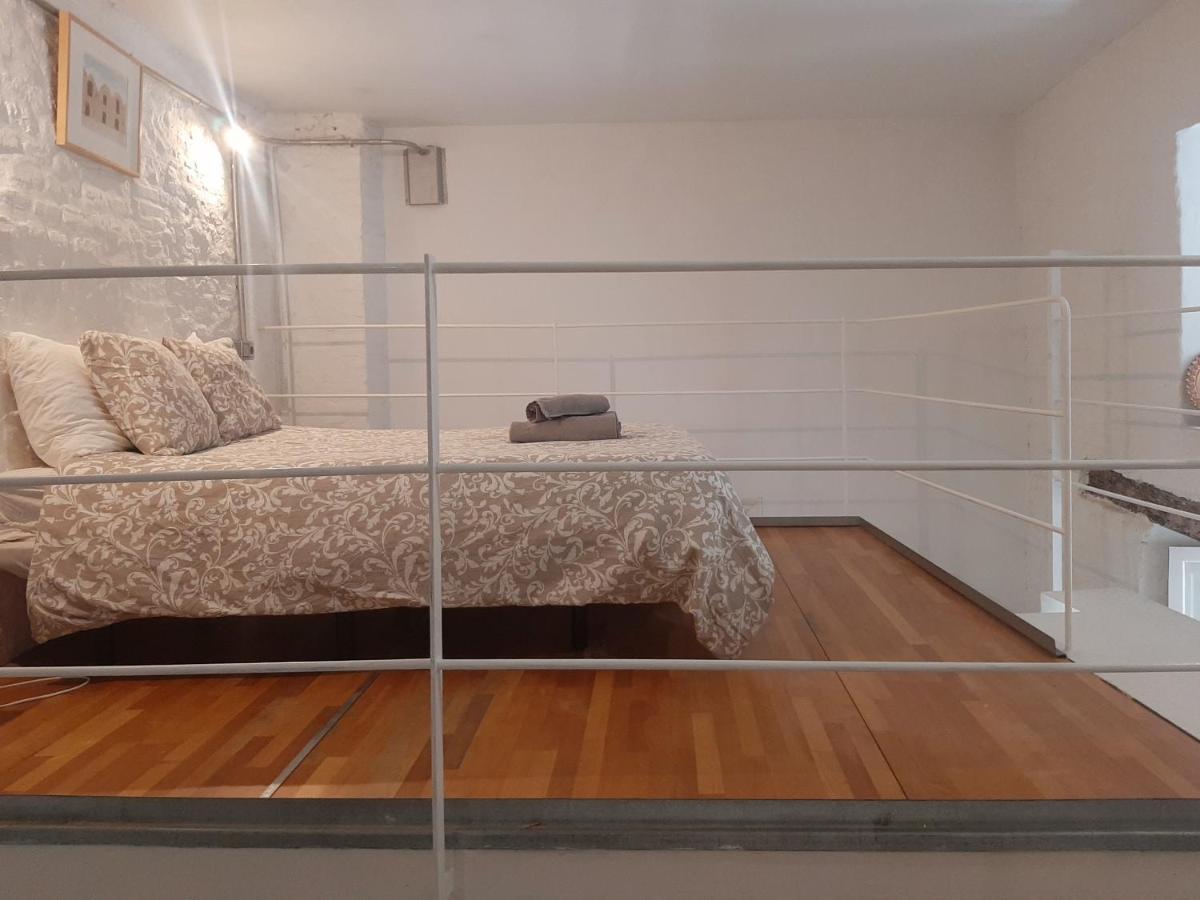 Downtown Loft In A 16Th Century Convent Apartment เซบีญา ภายนอก รูปภาพ