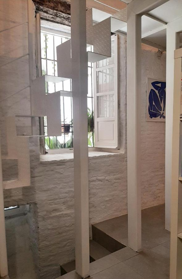 Downtown Loft In A 16Th Century Convent Apartment เซบีญา ภายนอก รูปภาพ