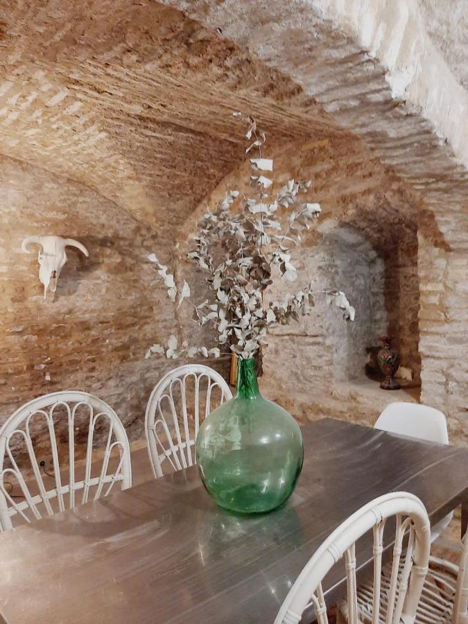 Downtown Loft In A 16Th Century Convent Apartment เซบีญา ภายนอก รูปภาพ